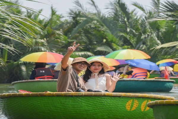 Discovering Vietnam and Cambodia in 12 Days - photo 40